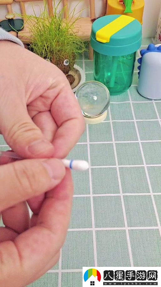 如何利用“酒精冰塊棉簽夾子pp視頻”制作清涼解暑的DIY小作坊