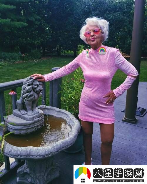 老太太BGMBGMBGM性為何在年輕人中引發(fā)熱議